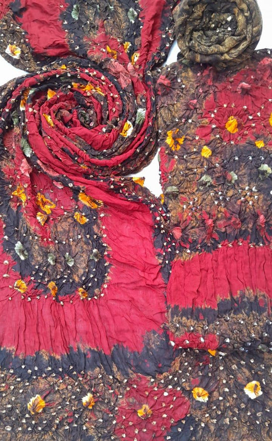 Red Marble Soft Arabic Linen 3-Piece Chunri Collection